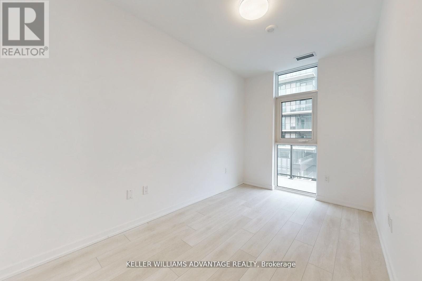 2407 - 10 Graphophone Grove, Toronto, Ontario  M6H 2A6 - Photo 13 - W13164886