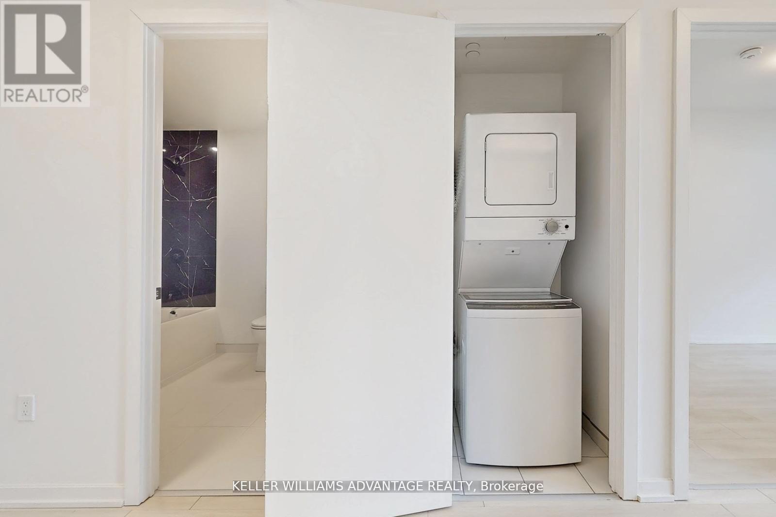 2407 - 10 Graphophone Grove, Toronto, Ontario  M6H 2A6 - Photo 16 - W13164886