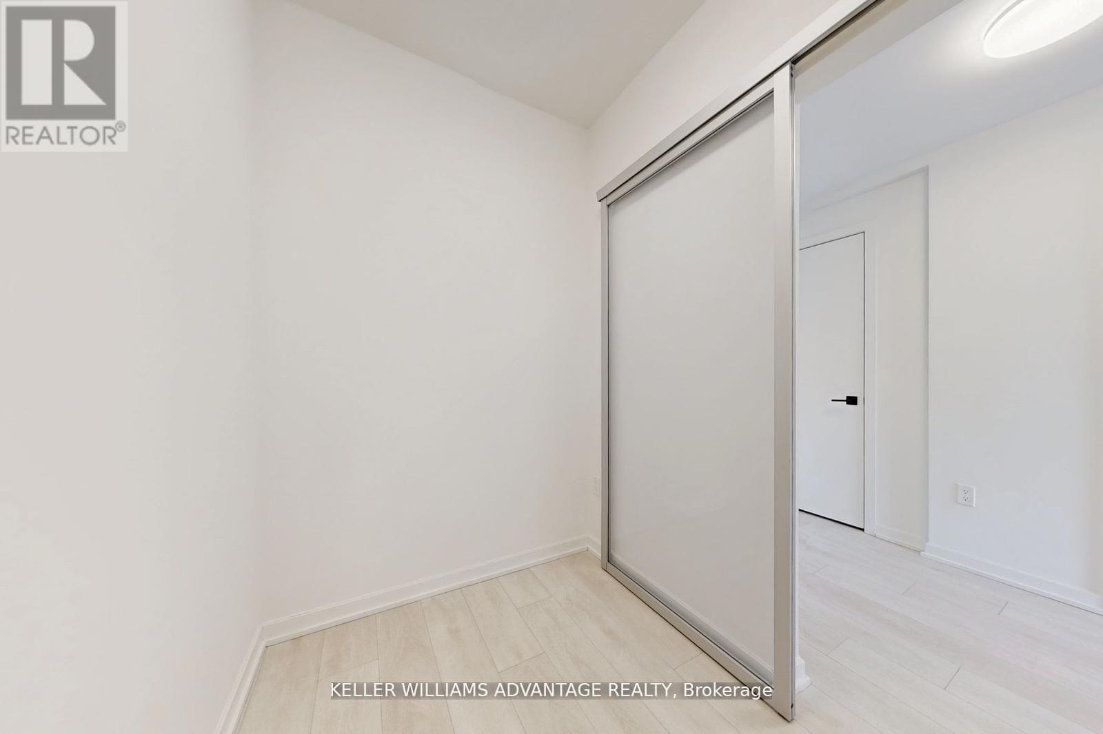 2407 - 10 Graphophone Grove, Toronto, Ontario  M6H 2A6 - Photo 17 - W13164886