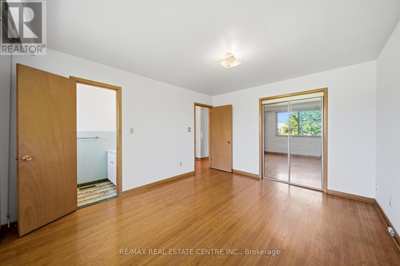 893 Hollowtree Crescent, Mississauga, Ontario  L4Y 2V3 - Photo 26 - W13164890