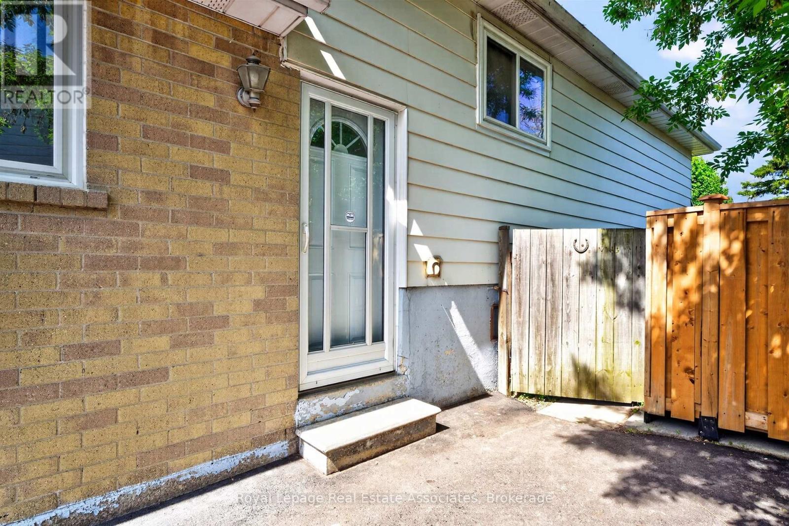 2663 Widemarr Road, Mississauga, Ontario  L5J 1M5 - Photo 31 - W13164912
