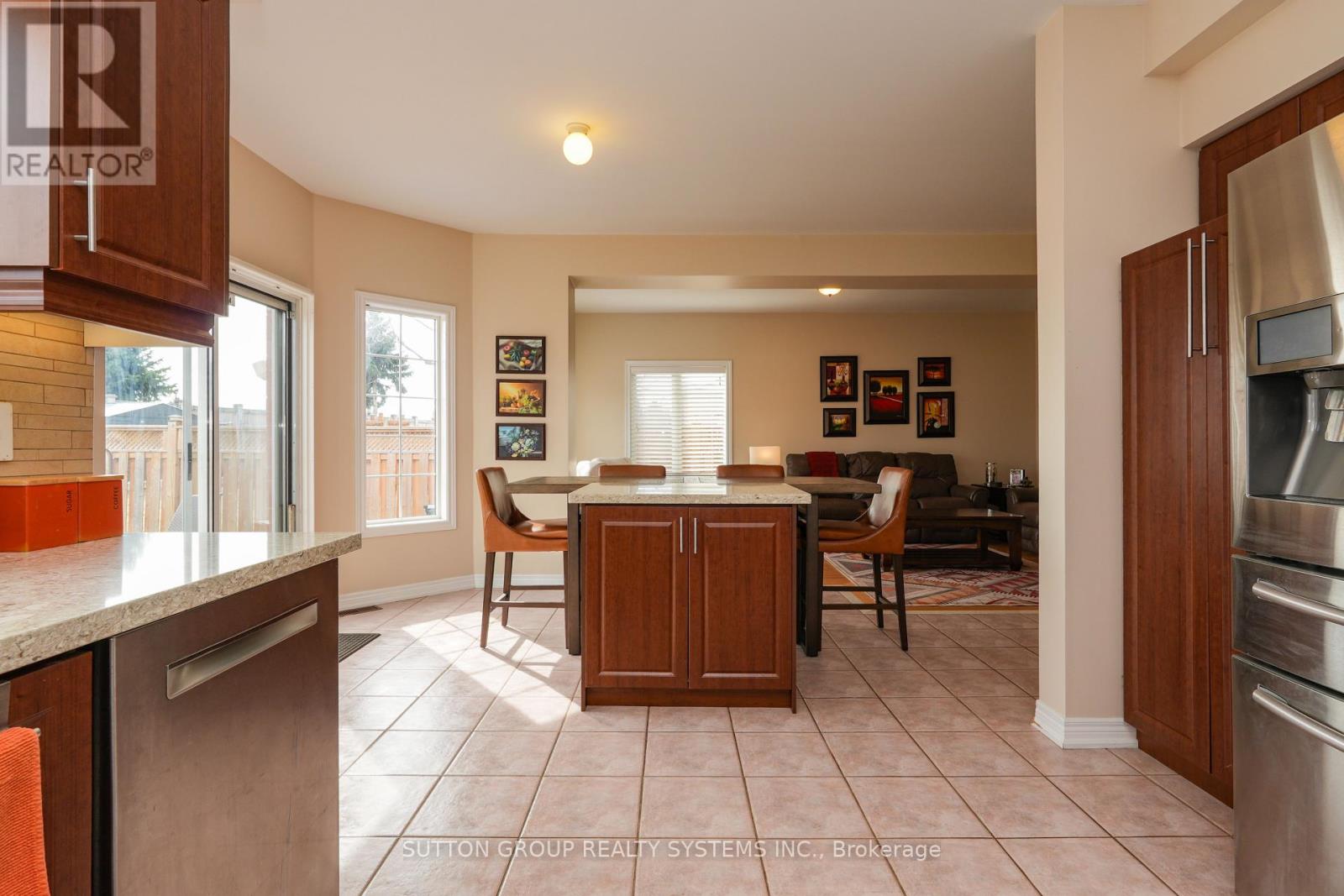 1382 Avon Drive, Mississauga, Ontario  L5N 7Z3 - Photo 13 - W13164918