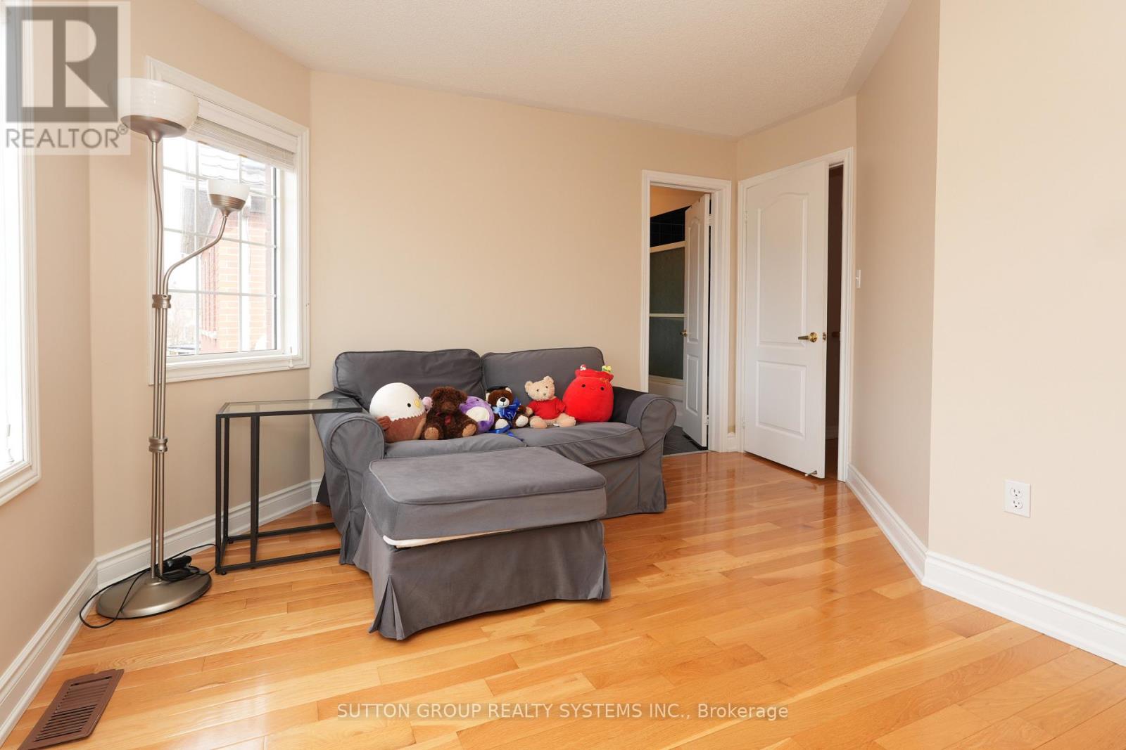 1382 Avon Drive, Mississauga, Ontario  L5N 7Z3 - Photo 28 - W13164918
