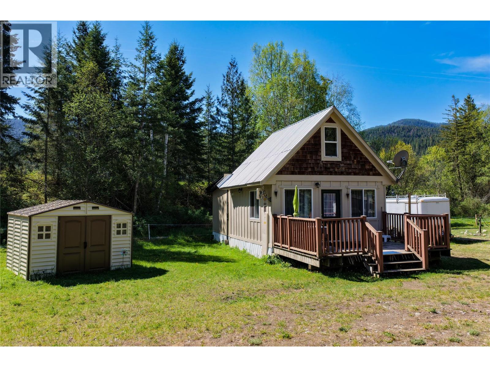 1519 Highway 6 Highway, Cherryville, British Columbia  V0E 2G1 - Photo 40 - 10371130