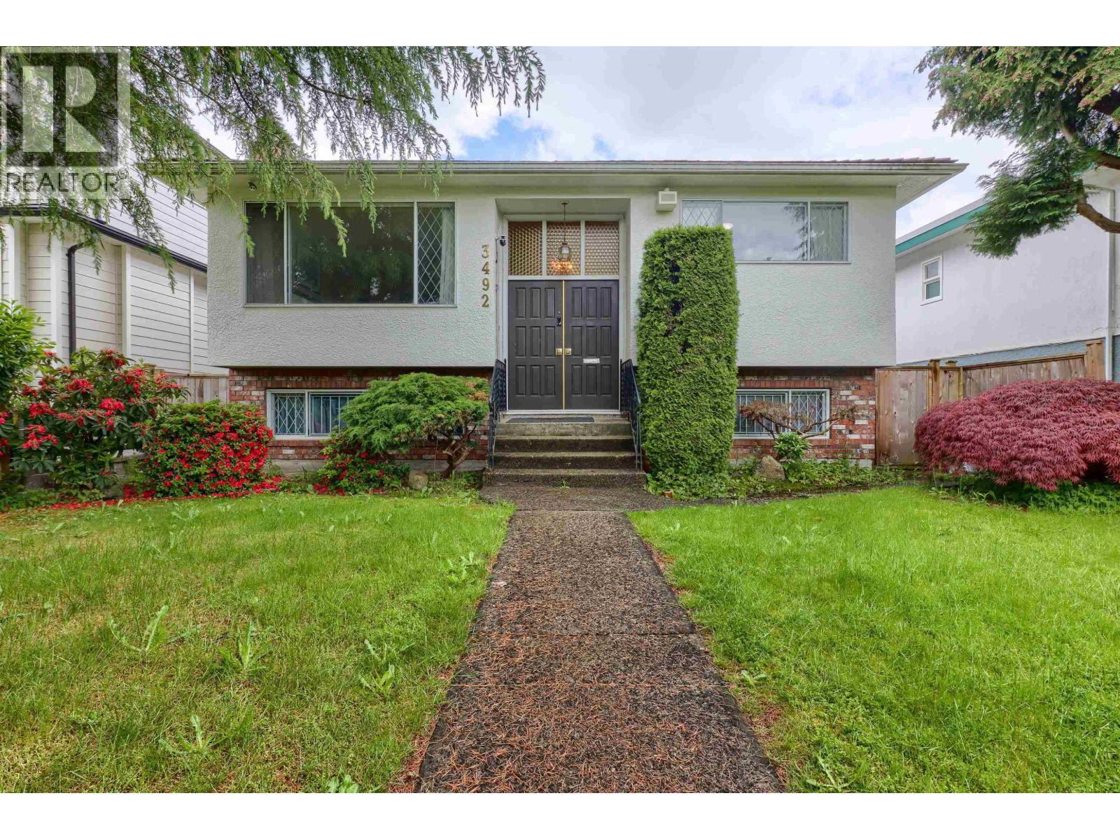 3492 E 49th Avenue, Vancouver, British Columbia  V5S 1M2 - Photo 1 - R3126807