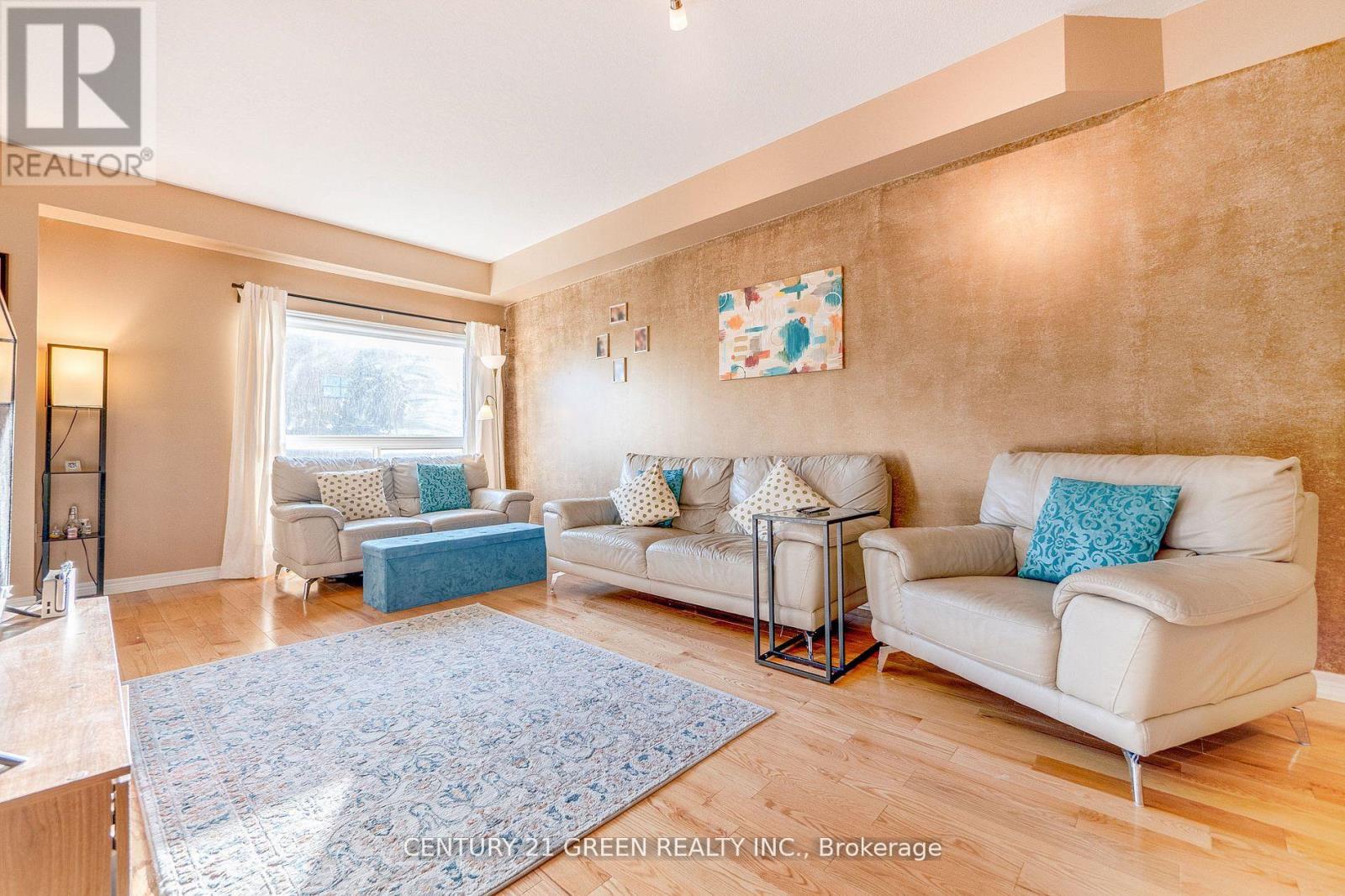 18 Palacebeach Trail, Hamilton, Ontario  L8E 5C3 - Photo 8 - X13164608
