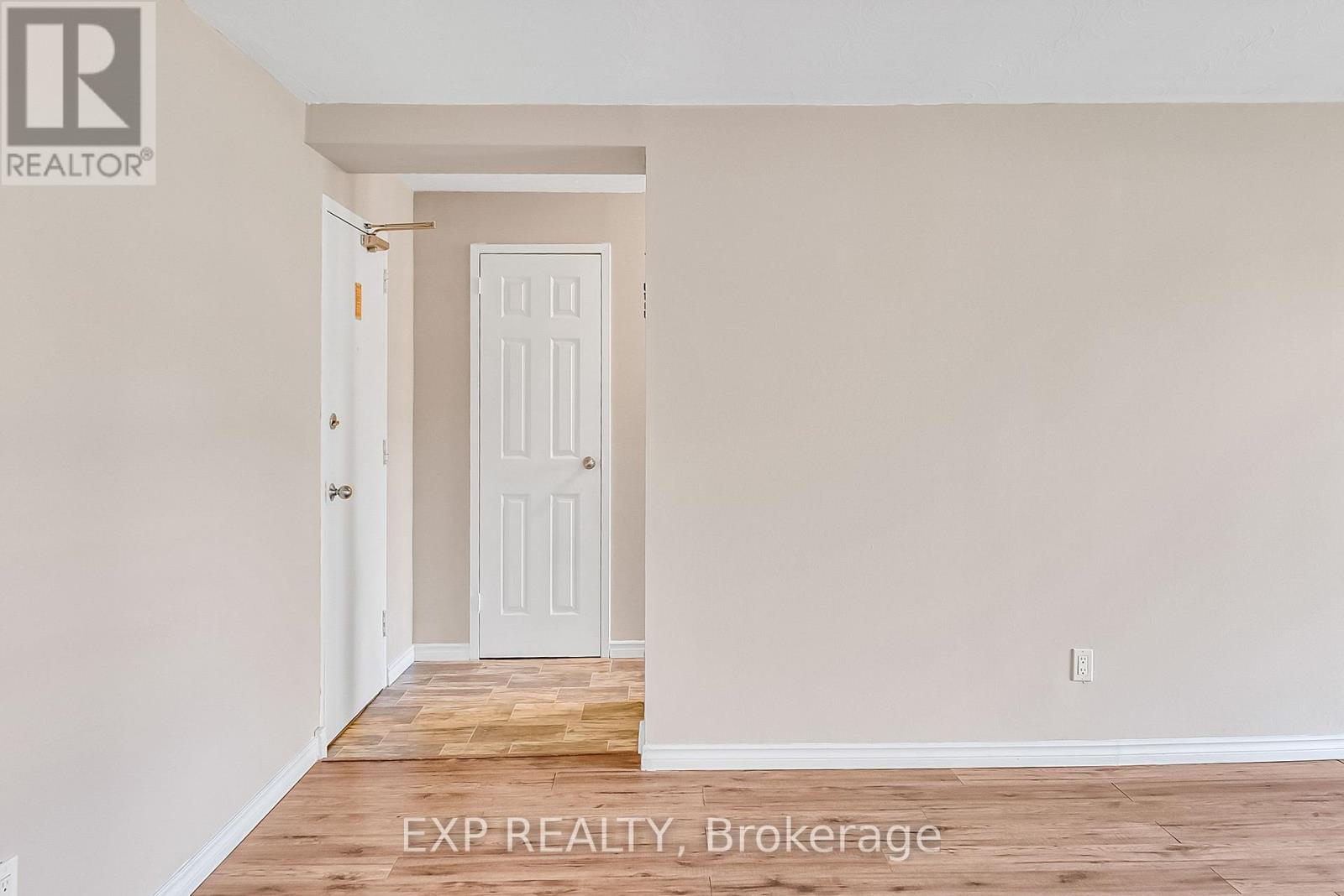 3 - 583 Barber Avenue N, North Perth, Ontario N4W 1S5 - Photo 6 - X13164618
