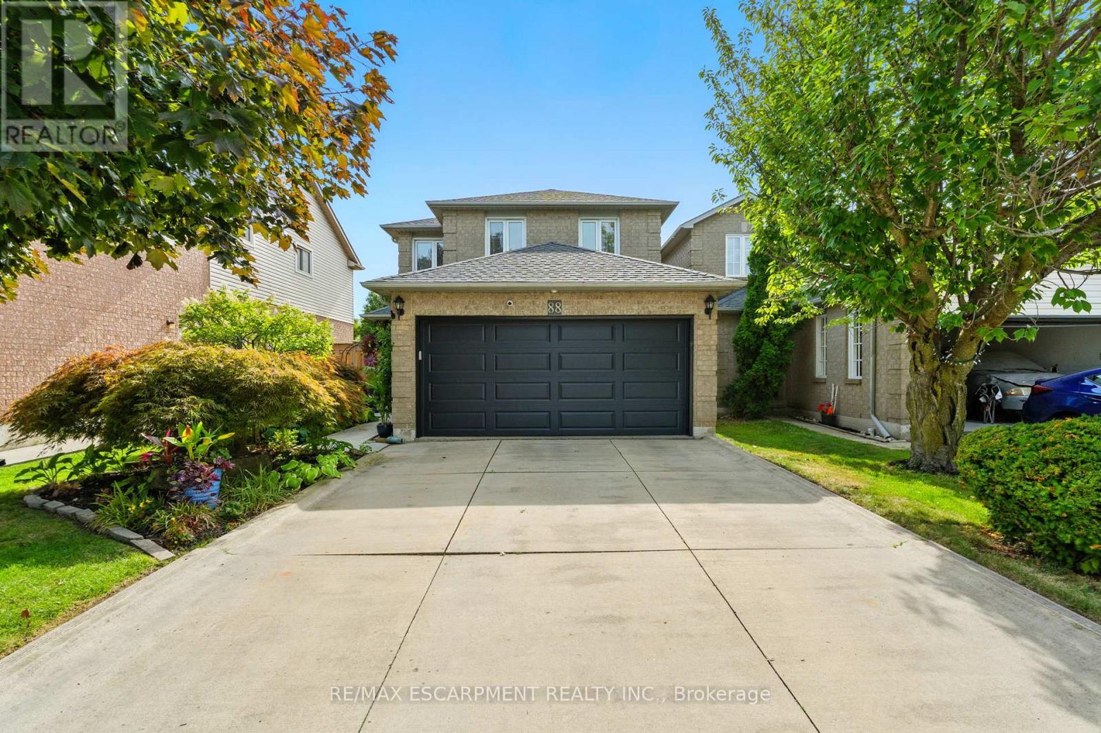 88 GRINDSTONE WAY, Hamilton, Ontario
