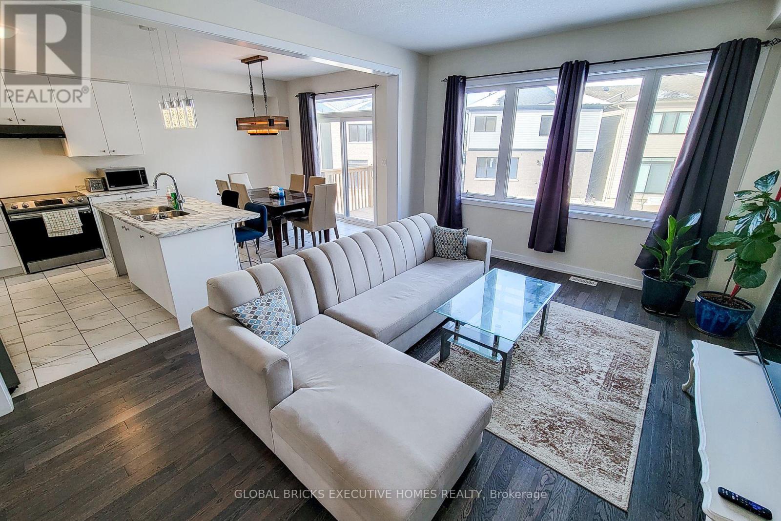 33 Wintergreen Crescent, Haldimand, Ontario  N3W 0H9 - Photo 10 - X13164770
