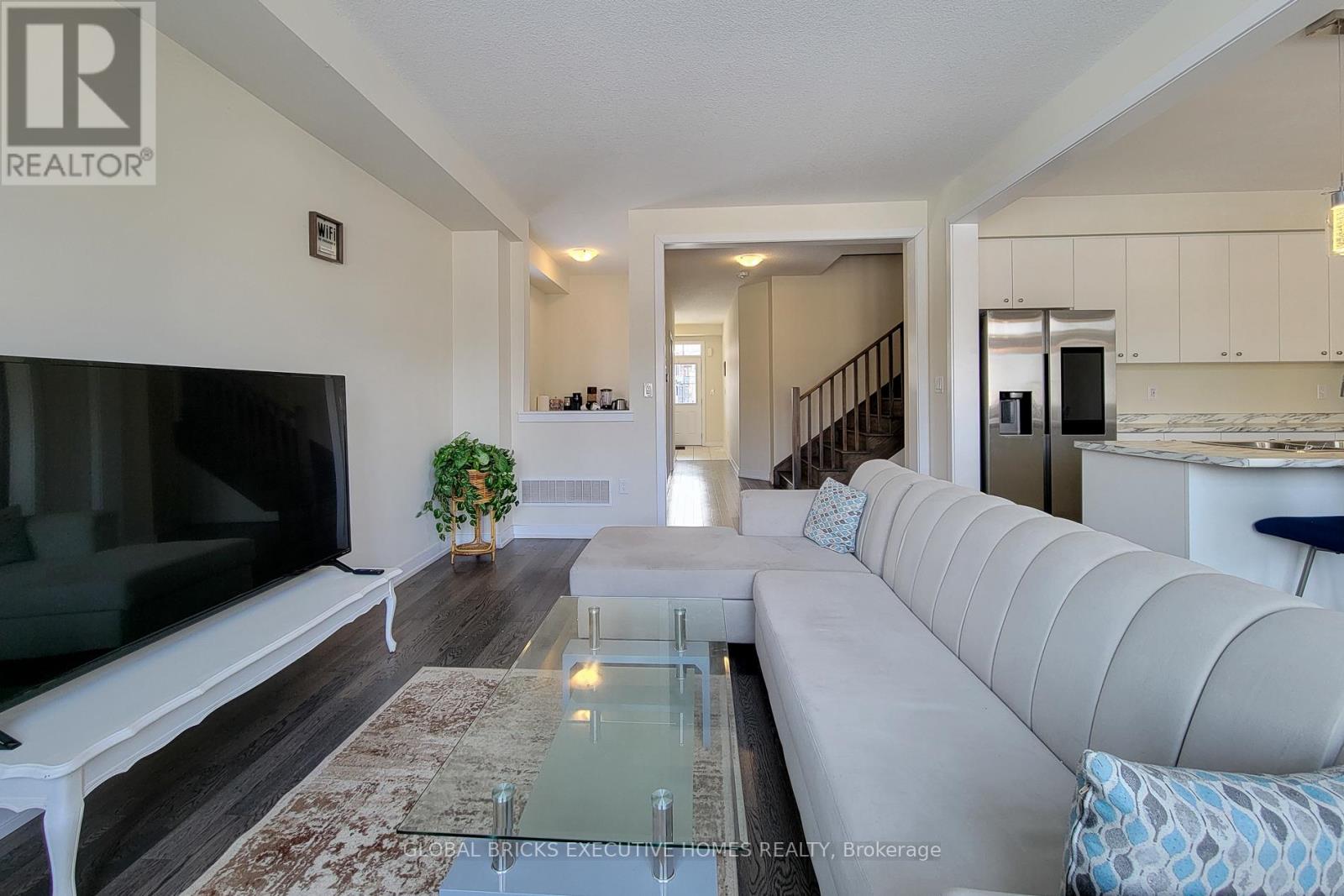 33 Wintergreen Crescent, Haldimand, Ontario  N3W 0H9 - Photo 12 - X13164770