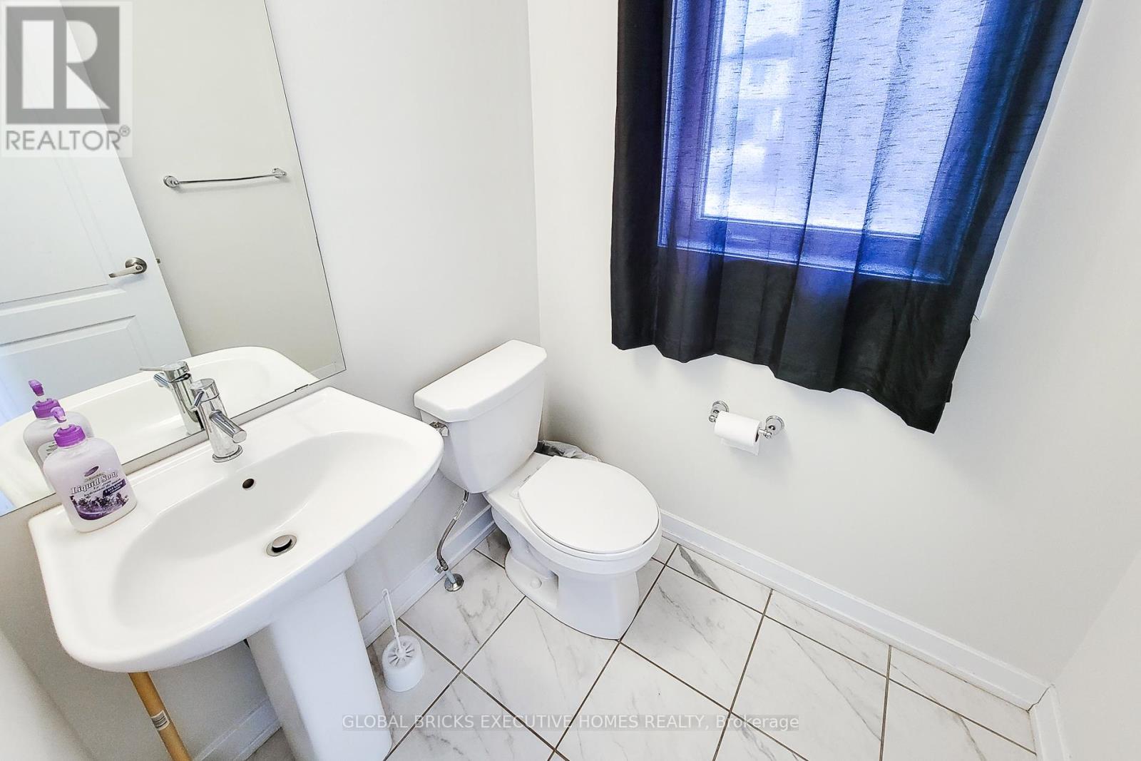 33 Wintergreen Crescent, Haldimand, Ontario  N3W 0H9 - Photo 28 - X13164770