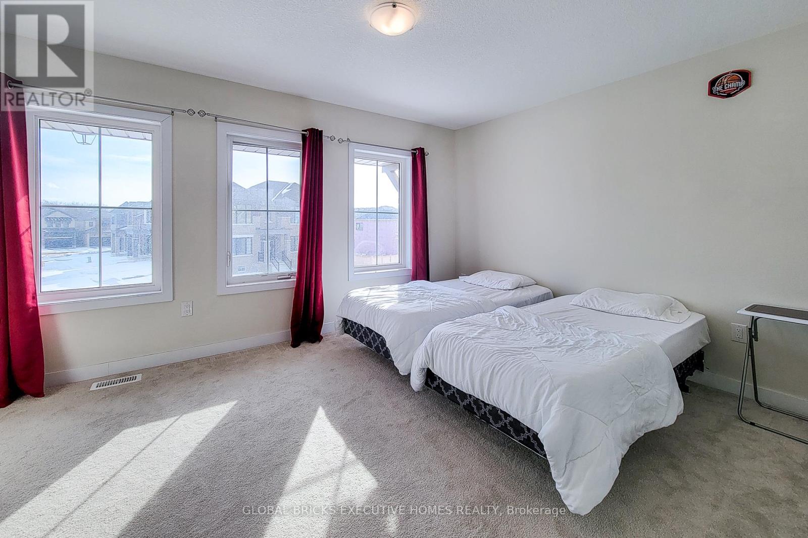 33 Wintergreen Crescent, Haldimand, Ontario  N3W 0H9 - Photo 40 - X13164770
