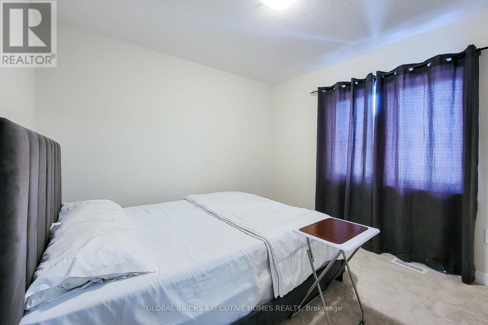33 Wintergreen Crescent, Haldimand, Ontario  N3W 0H9 - Photo 46 - X13164770