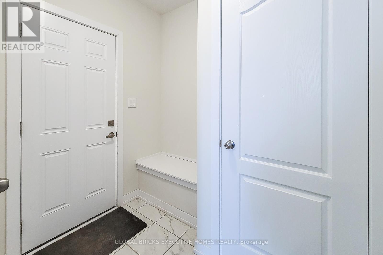 33 Wintergreen Crescent, Haldimand, Ontario  N3W 0H9 - Photo 49 - X13164770