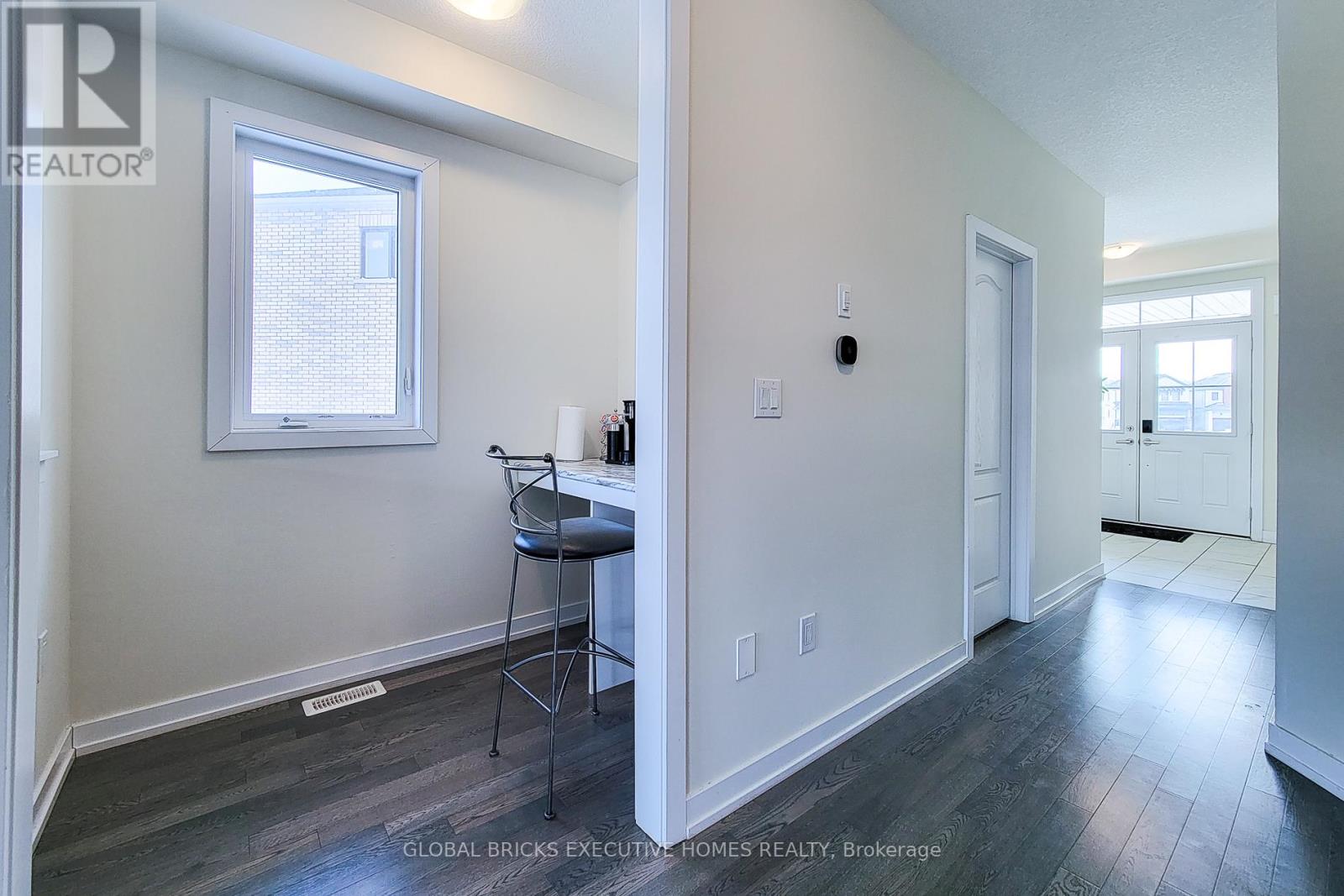 33 Wintergreen Crescent, Haldimand, Ontario  N3W 0H9 - Photo 6 - X13164770