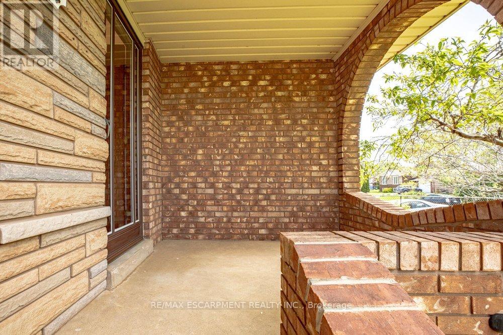 381 Red Oak Avenue, Hamilton, Ontario  L8E 2C5 - Photo 4 - X13164814