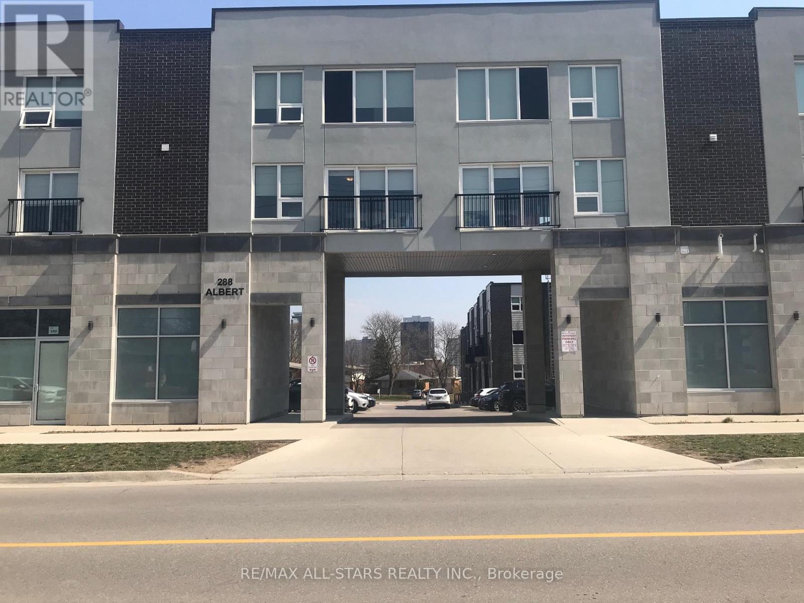 216 - 338 Albert Street, Waterloo, Ontario  N2L 3T8 - Photo 2 - X13164820