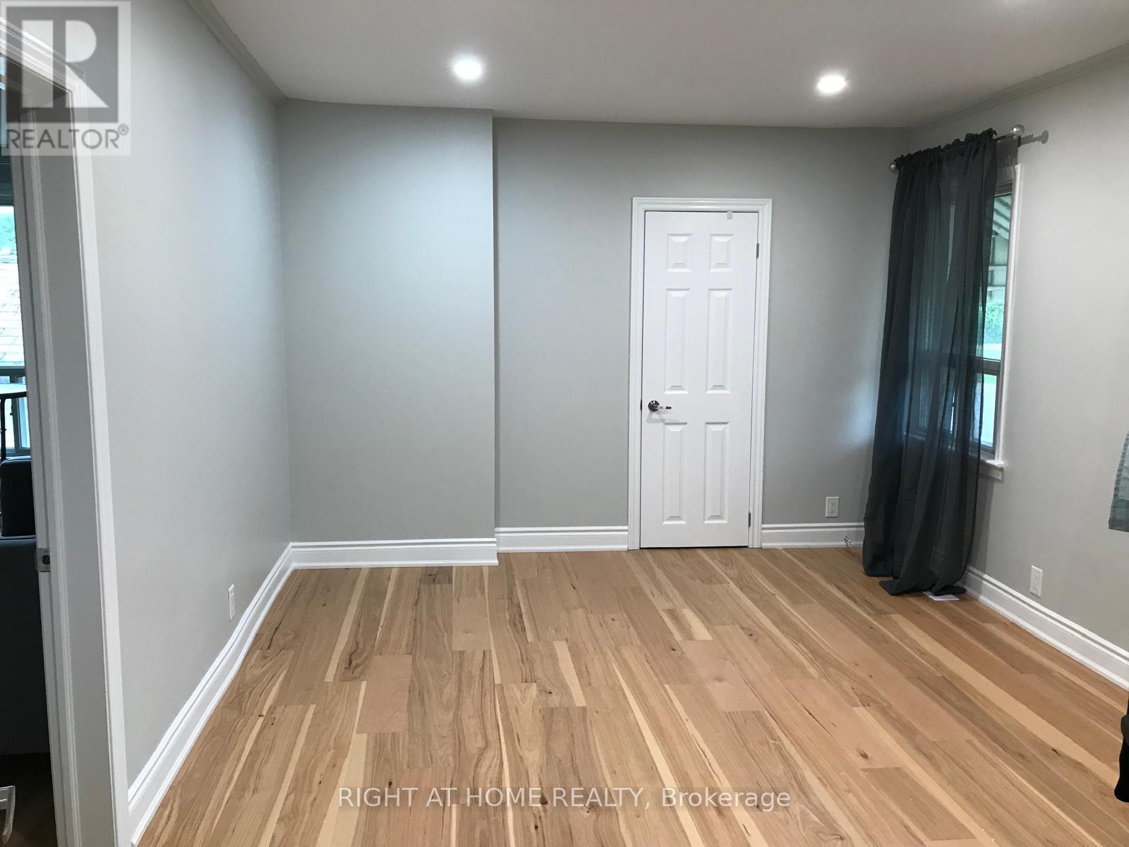 Upper - 33 Keele Street, St. Catharines, Ontario  L2T 1M8 - Photo 5 - X13164846