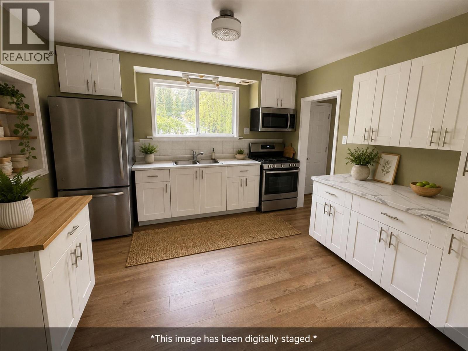 234 Copper Avenue N, Greenwood, British Columbia  V0H 1J0 - Photo 8 - 10374446