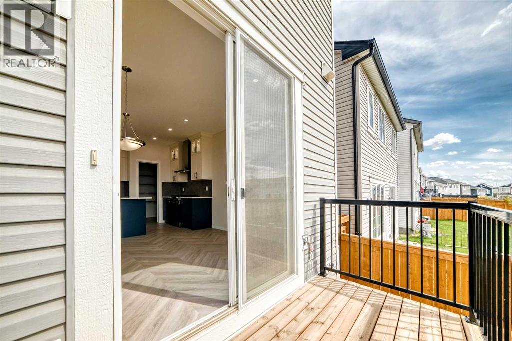 641 Windrow Manor SW, Airdrie, Alberta  T4B 5H5 - Photo 10 - A2306315