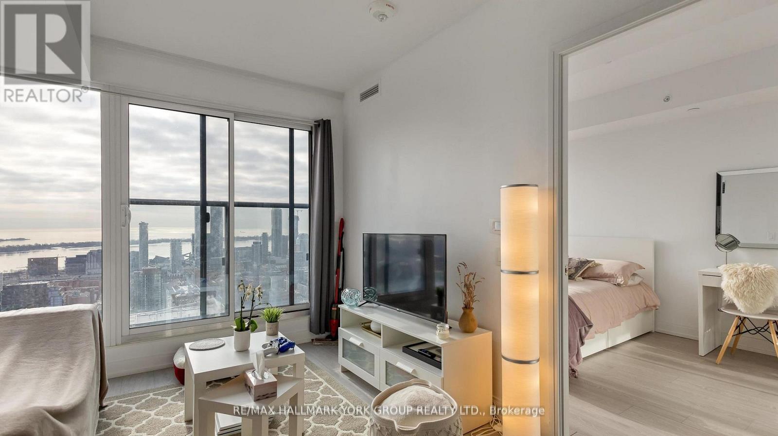 5206 - 181 Dundas Street, Toronto, Ontario  M5A 0N5 - Photo 6 - C13164930