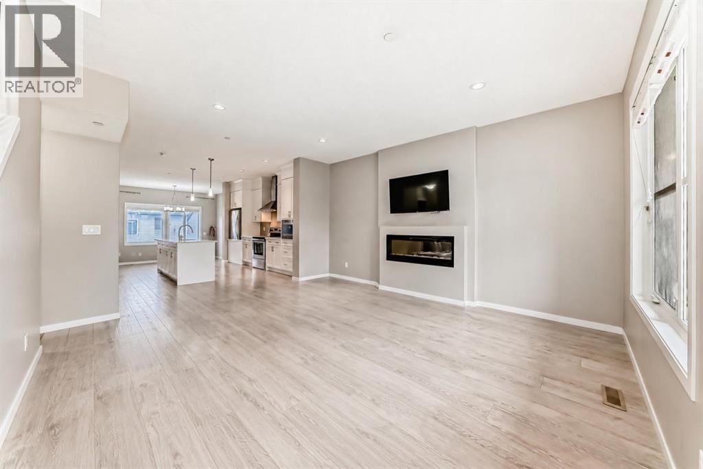 140 Howse Avenue NE, Calgary, Alberta  T3P 0W1 - Photo 5 - A2313723