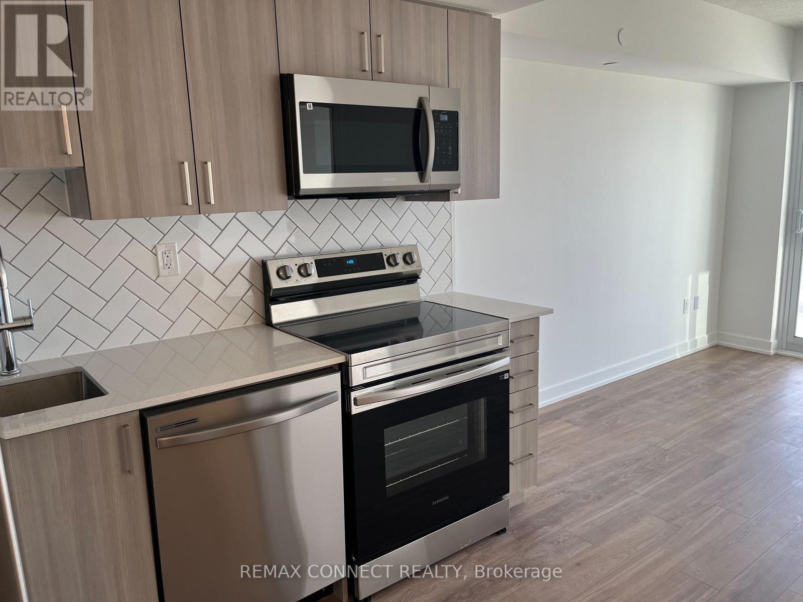 2501 - 1010 Sandy Beach Road, Pickering, Ontario  L1W 3V9 - Photo 19 - E13164974