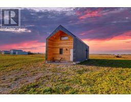 320 COUNTY RD 20 ROAD, Prince Edward County, Ontario