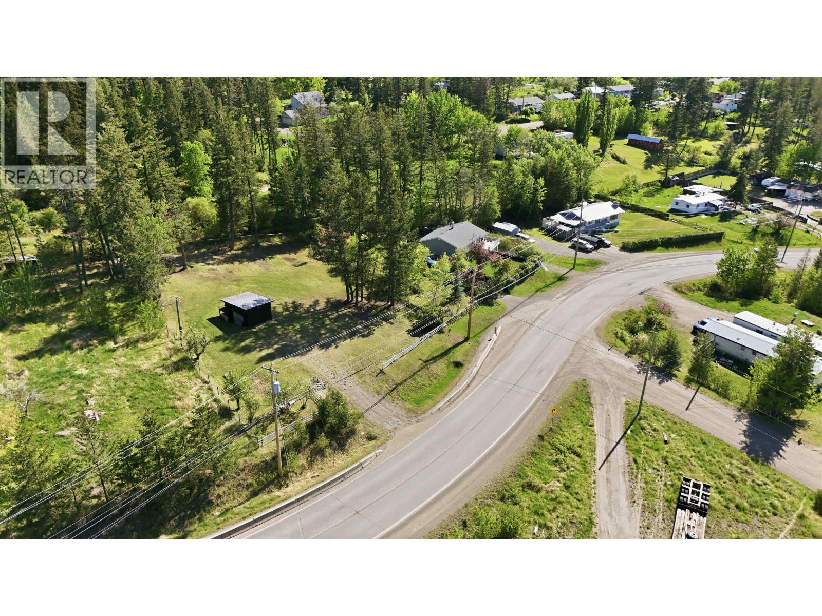 911 Dog Creek Road, Williams Lake, British Columbia  V2G 3G5 - Photo 6 - R3056289