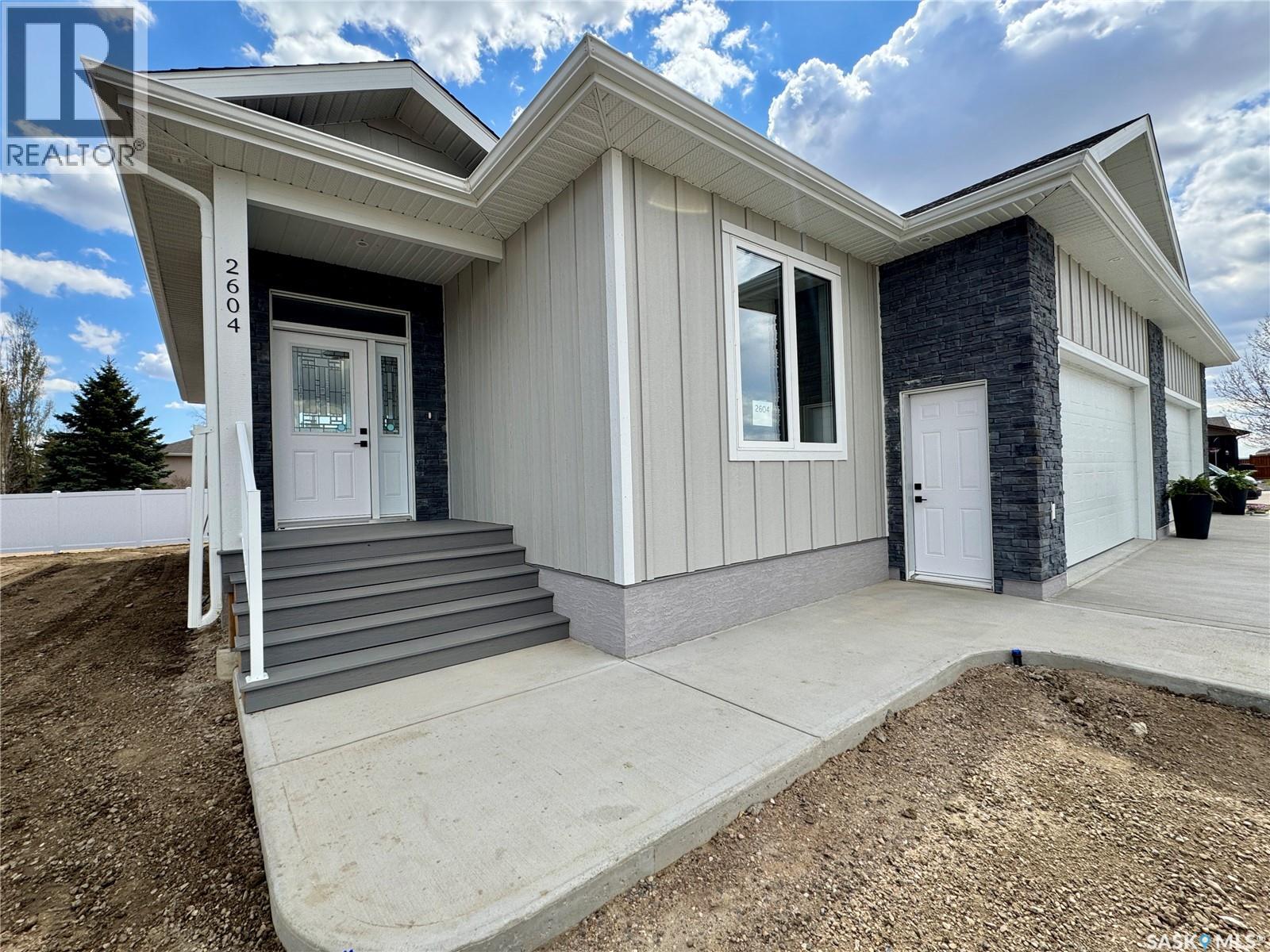 2604 Sandpiper Road, North Battleford, Saskatchewan  S9A 3Z3 - Photo 2 - SK036906
