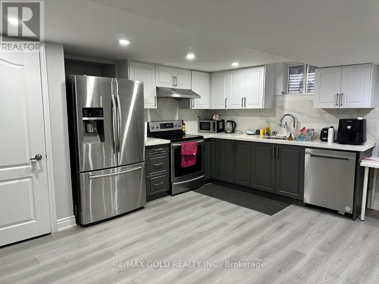 73 Snow Leopard Court