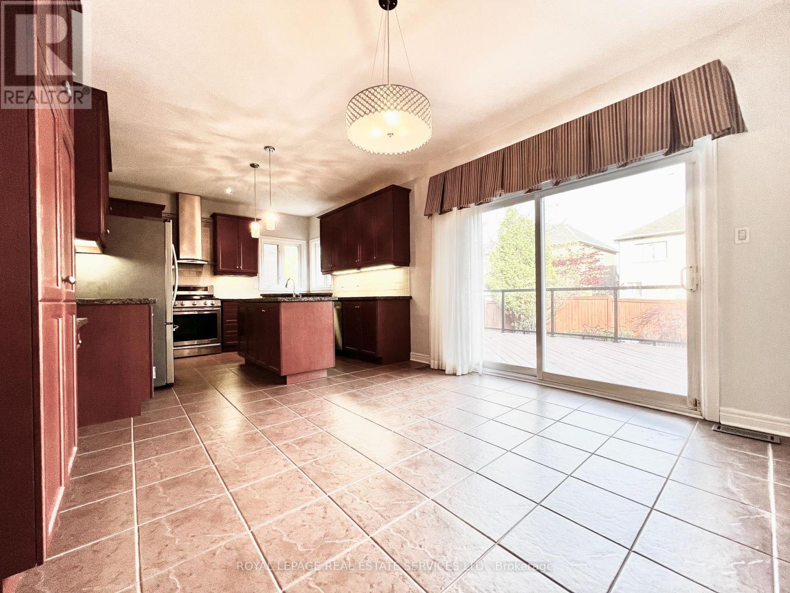 3306 Fox Run Circle, Oakville, Ontario  L6L 6W5 - Photo 18 - W13164946