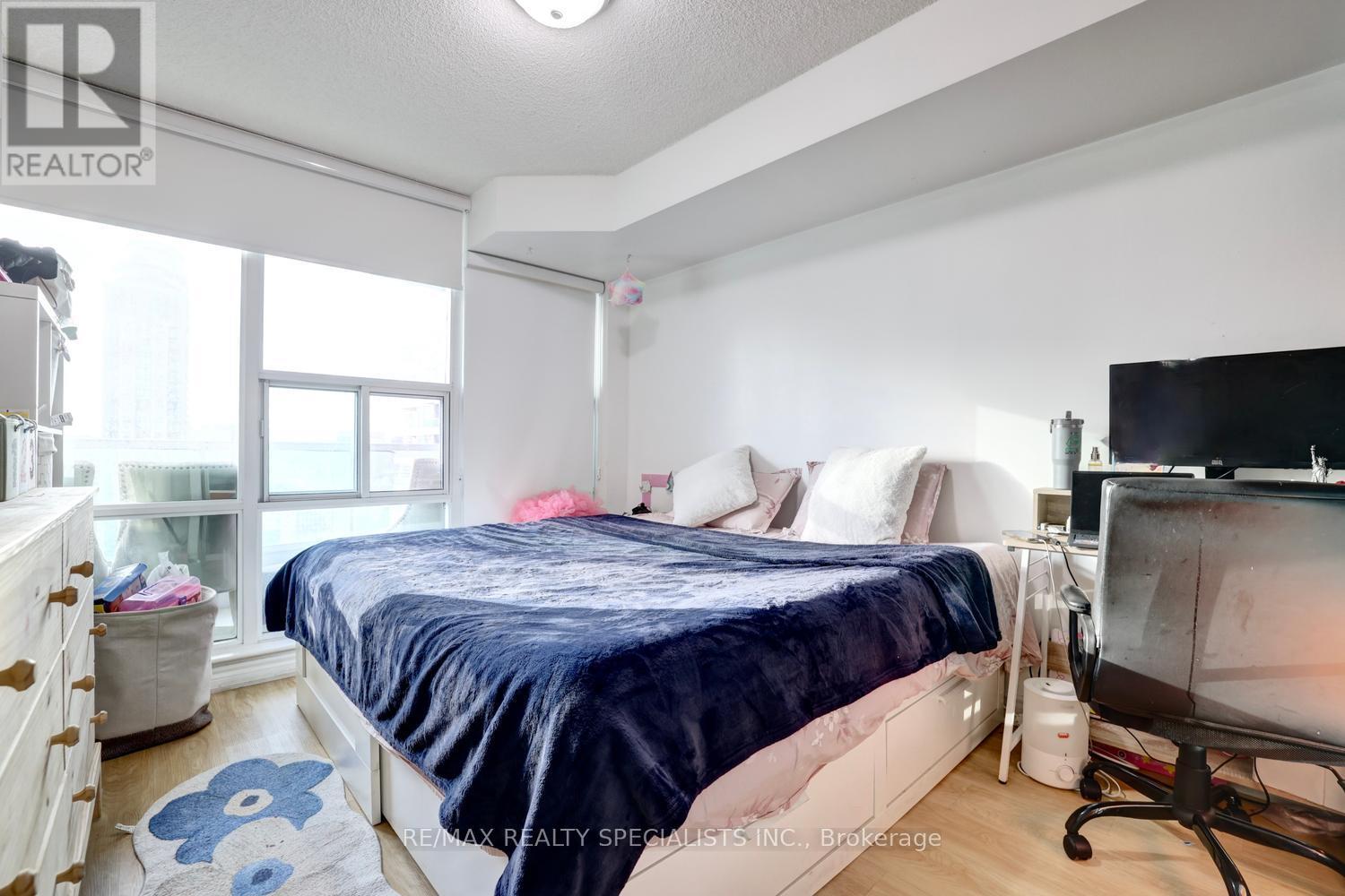 2108 - 33 Elm Drive, Mississauga, Ontario  L5B 4L2 - Photo 14 - W13164966