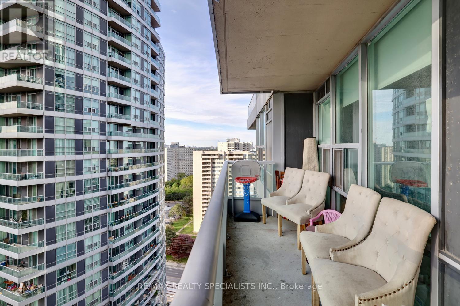 2108 - 33 Elm Drive, Mississauga, Ontario  L5B 4L2 - Photo 16 - W13164966