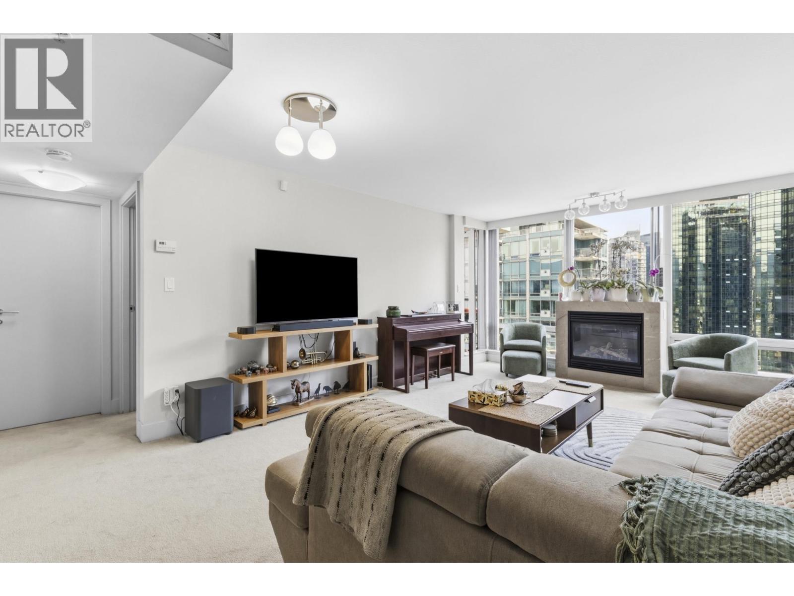 1703 590 Nicola Street, Vancouver, British Columbia  V6G 3J8 - Photo 4 - R3127063