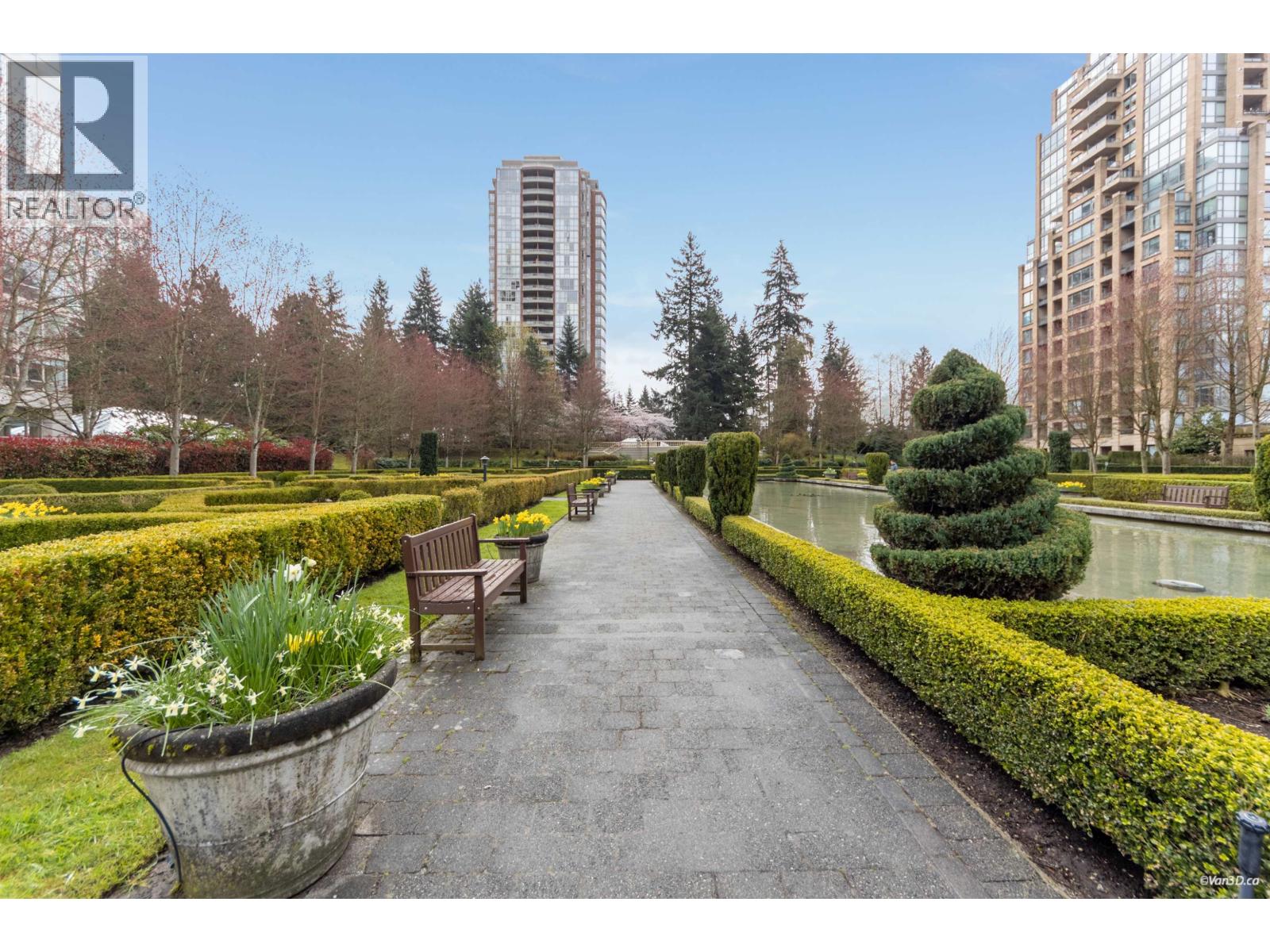 606 6838 Station Hill Drive, Burnaby, British Columbia  V3N 5A4 - Photo 38 - R3127087