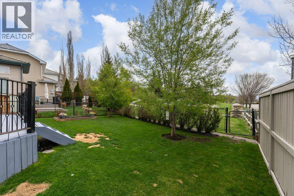 2 Springbank Crescent SW, Calgary, Alberta  T3H 3S8 - Photo 31 - A2307780