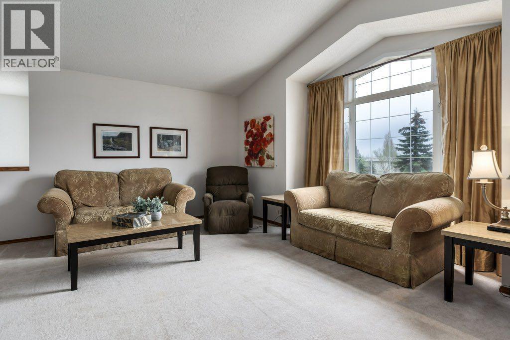 2 Springbank Crescent SW, Calgary, Alberta  T3H 3S8 - Photo 14 - A2307780