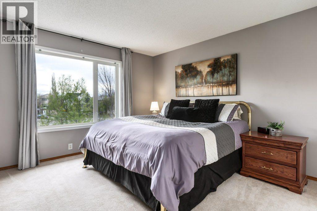 2 Springbank Crescent SW, Calgary, Alberta  T3H 3S8 - Photo 16 - A2307780