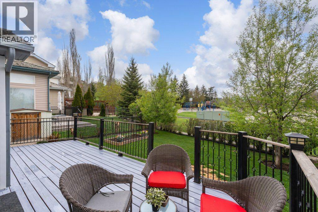 2 Springbank Crescent SW, Calgary, Alberta