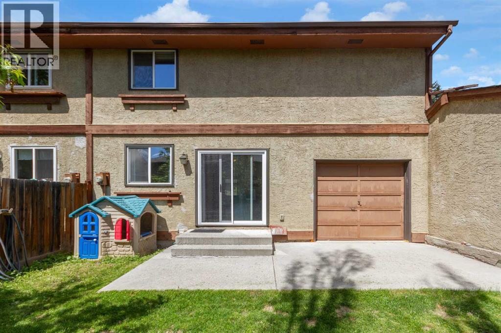 403 Cannington Close SW, Calgary, Alberta  T2W 3E9 - Photo 28 - A2313680