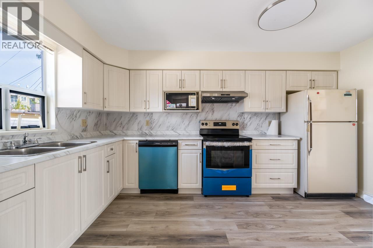 2547 E 34th Avenue, Vancouver, British Columbia  V5R 2T1 - Photo 9 - R3127057