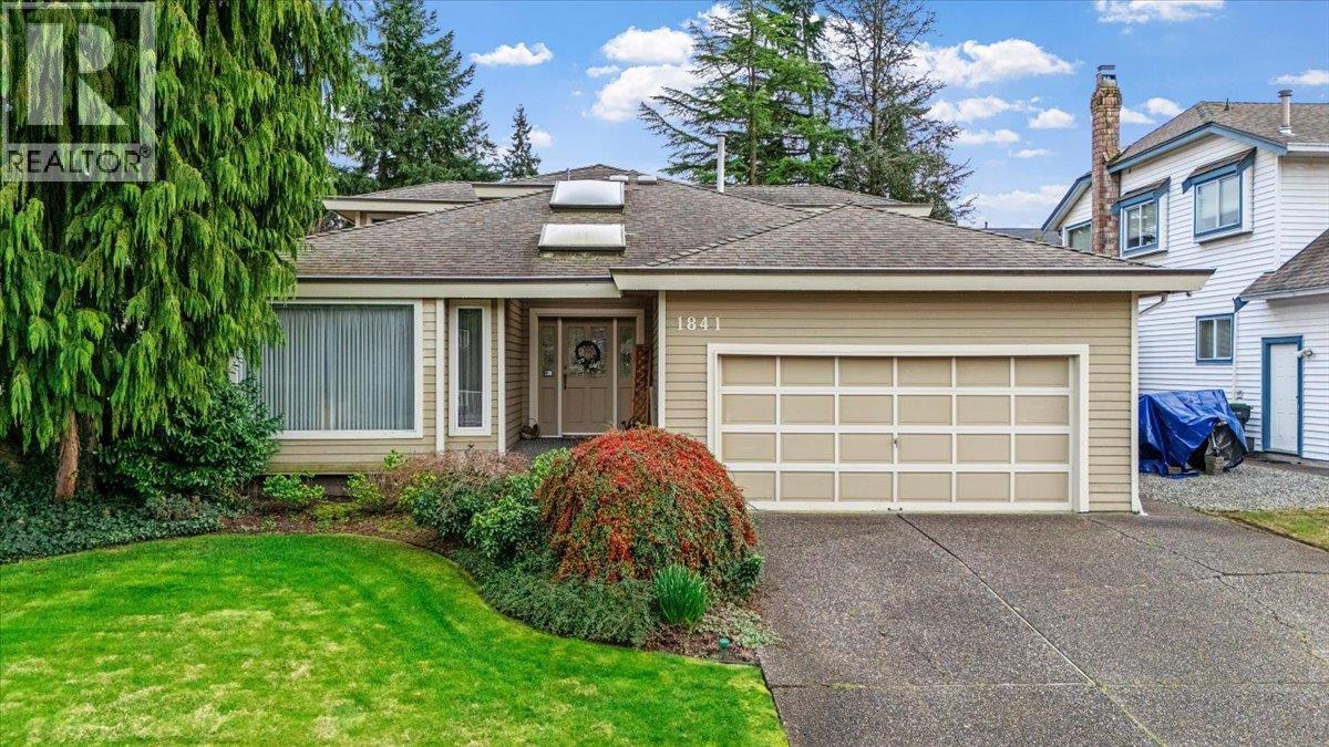 1841 WALNUT CRESCENT