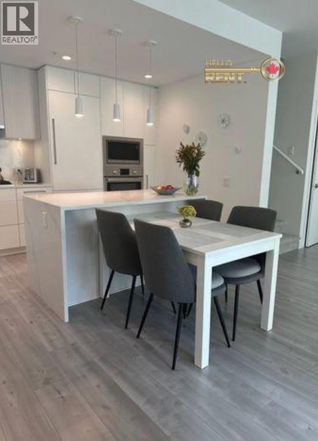 245 2039 Glenaire Drive, North Vancouver, British Columbia  V7P 1X5 - Photo 3 - R3127073