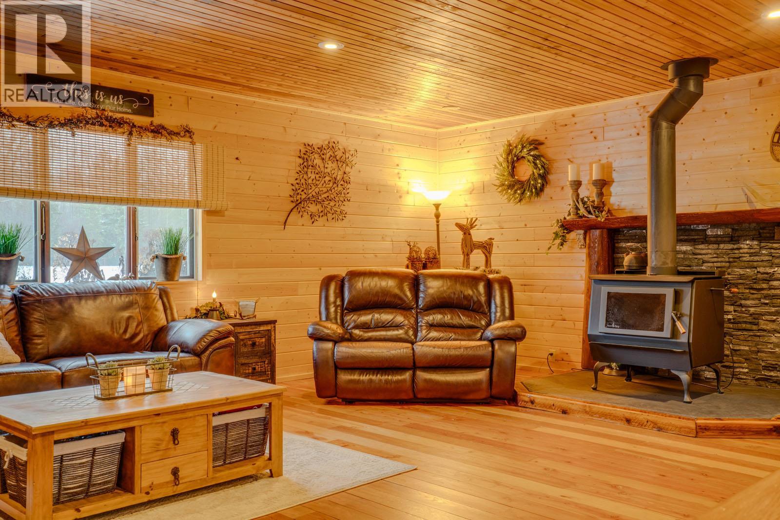 1519 Highway 6, 26 Byers Road, Cherryville, British Columbia  V0E 2G1 - Photo 7 - 10371129