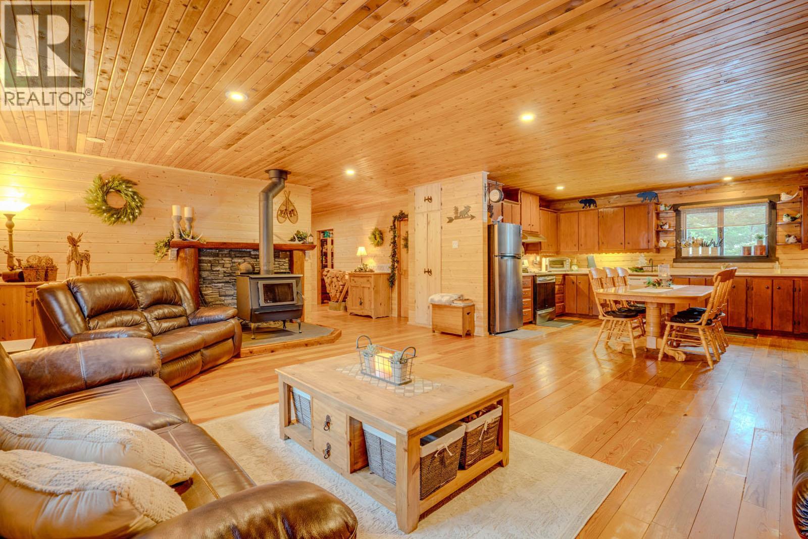 1519 Highway 6, 26 Byers Road, Cherryville, British Columbia  V0E 2G1 - Photo 10 - 10371129