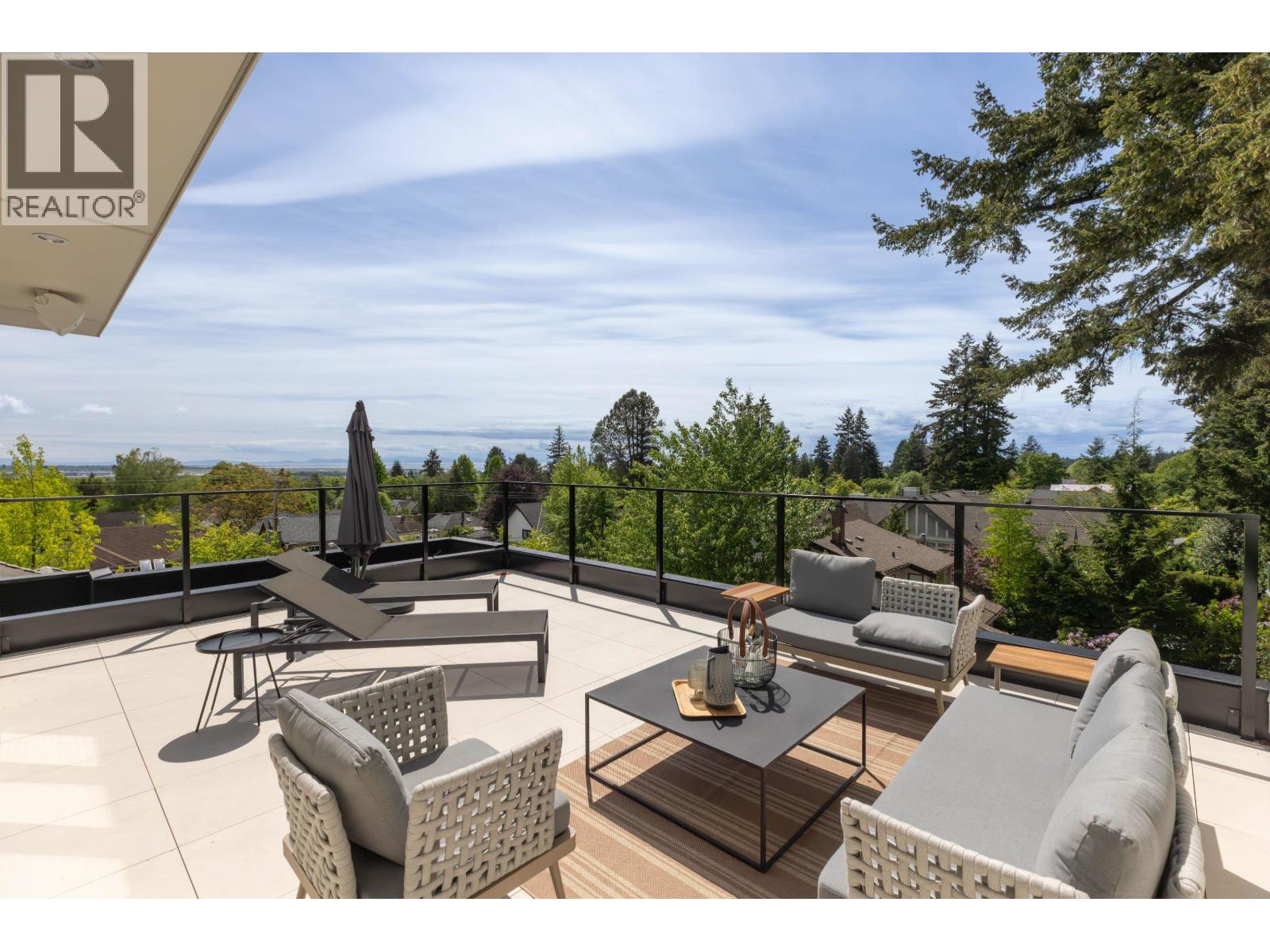 2 5061 Blenheim Street, Vancouver, British Columbia  V6N 1N6 - Photo 1 - R3126854