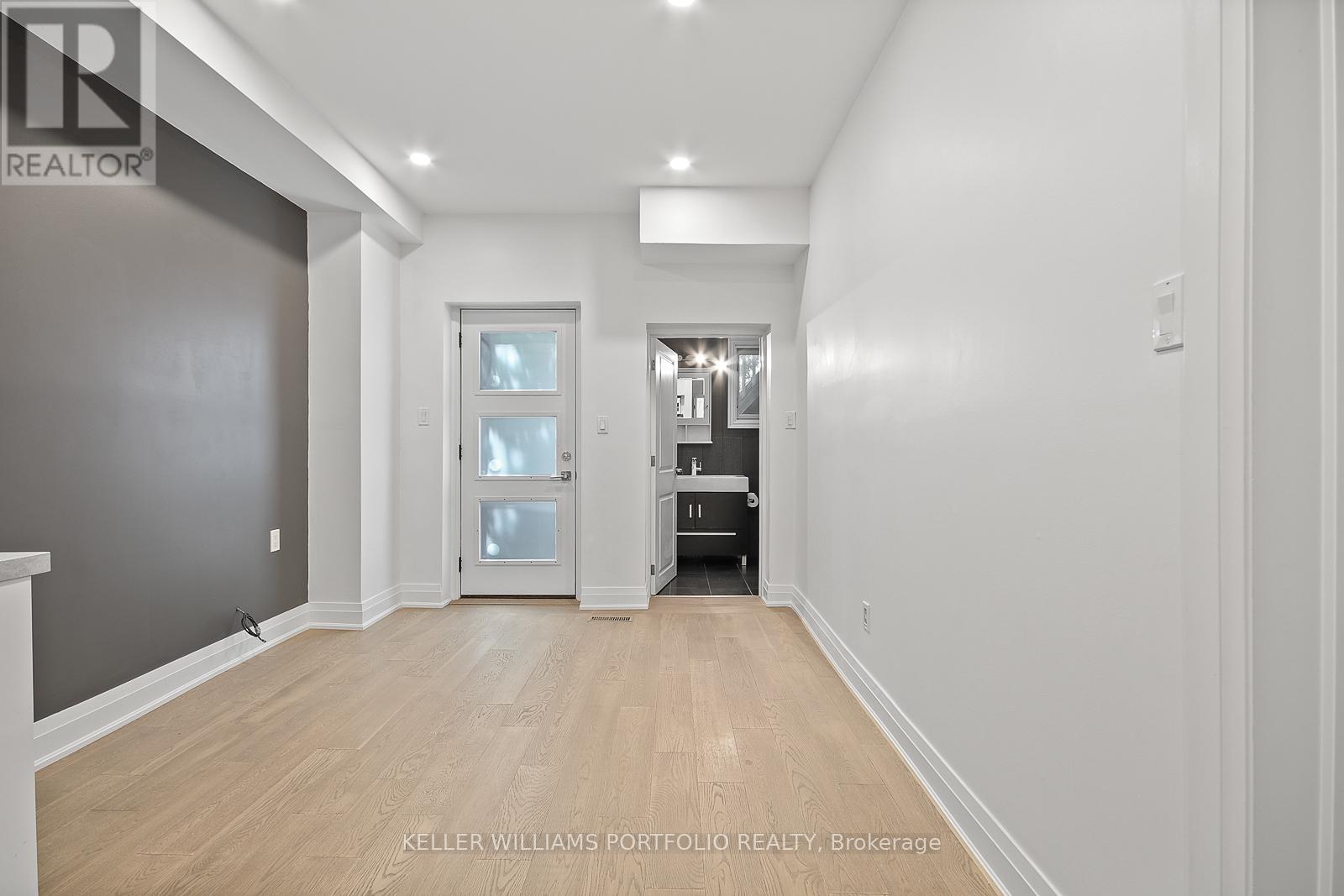 #2 (Ground) - 35 Humberside Avenue, Toronto, Ontario  M6P 1J6 - Photo 14 - W13165004