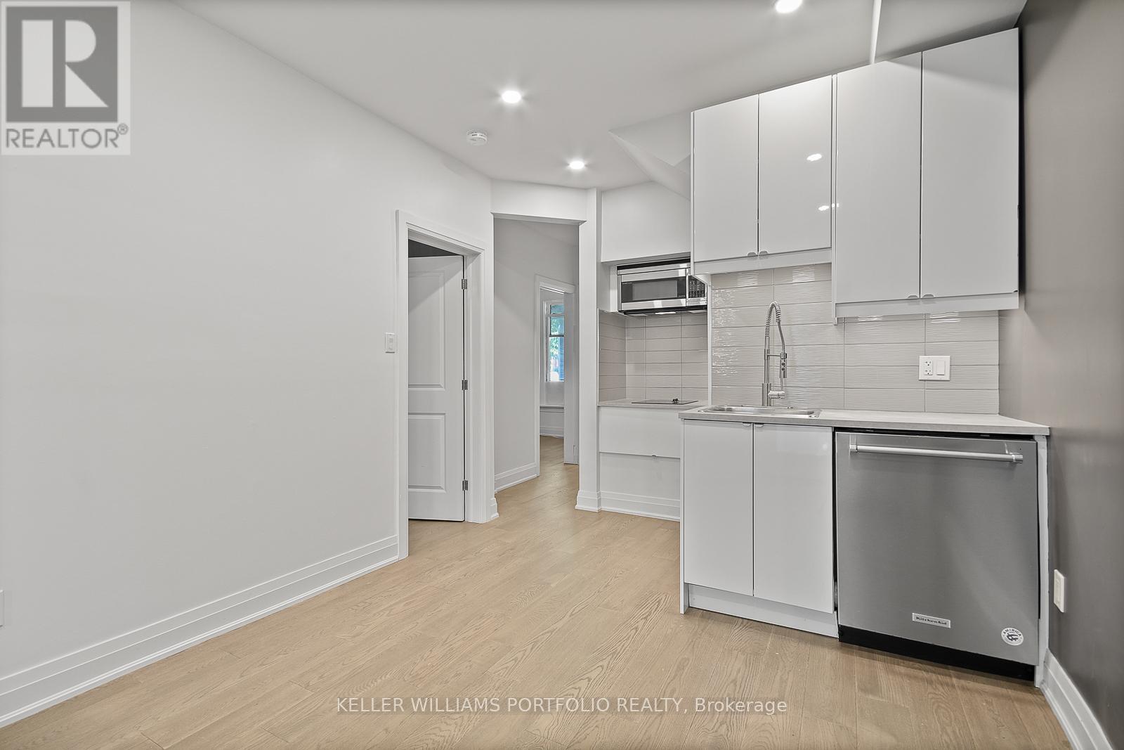 #2 (Ground) - 35 Humberside Avenue, Toronto, Ontario  M6P 1J6 - Photo 16 - W13165004
