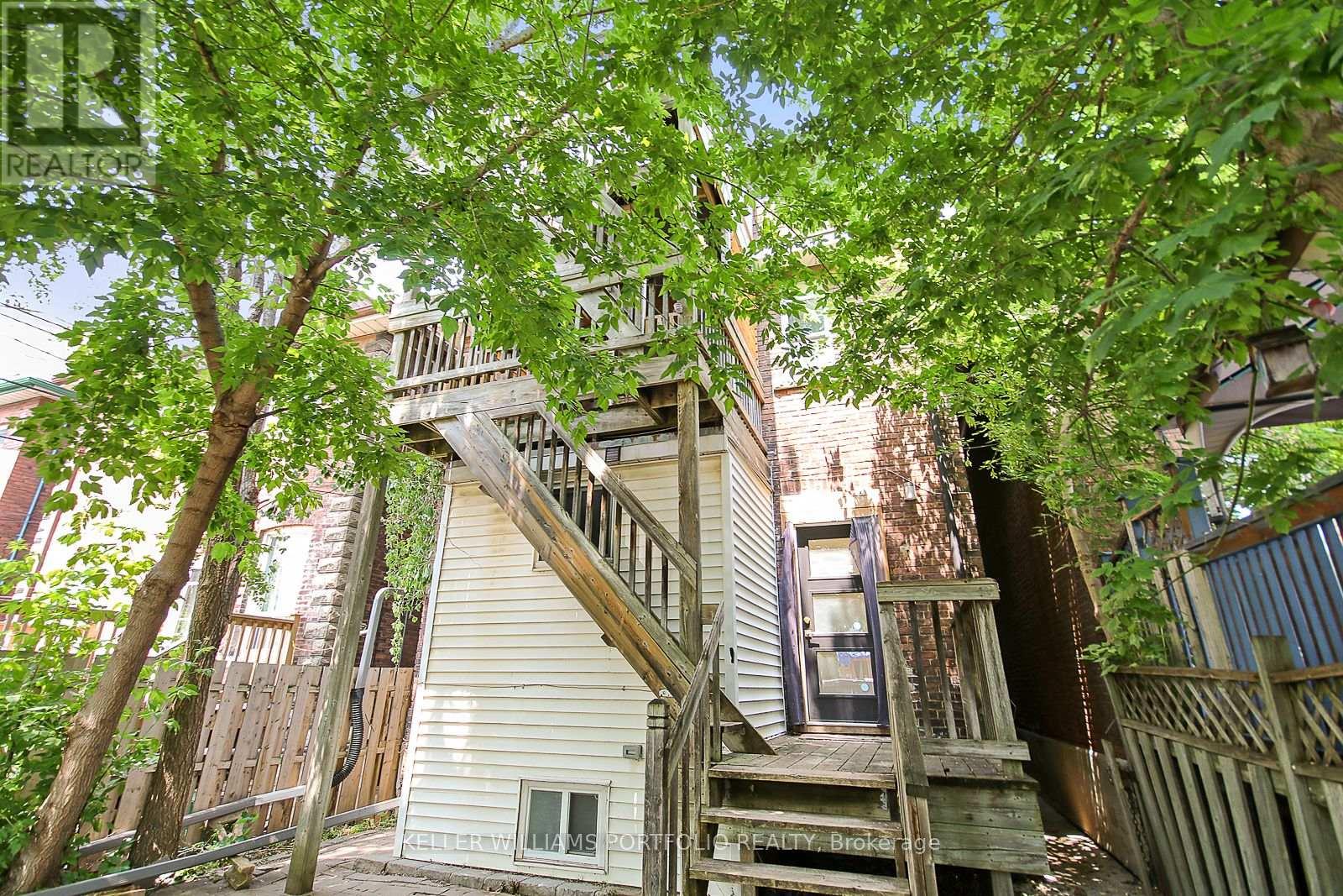#2 (Ground) - 35 Humberside Avenue, Toronto, Ontario  M6P 1J6 - Photo 29 - W13165004